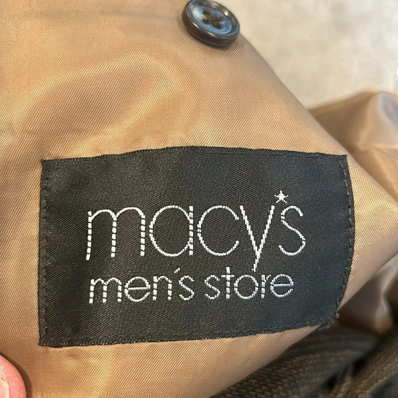 Izod Men’s blazer. Black and brown. Tan interior. 2 buttons. Size 44R. EUC - Picture 6 of 8